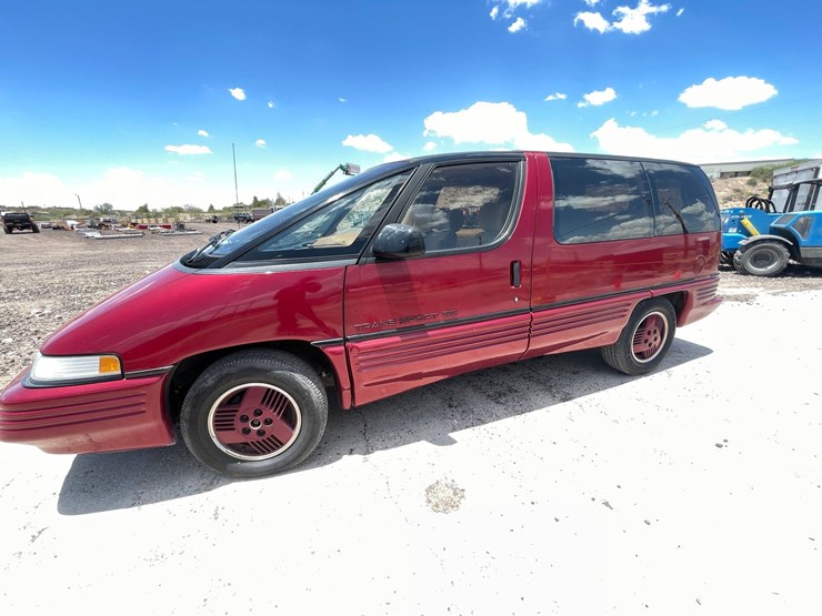 #2100-•-1990-pontiac-transport-van-se,-title-in-delay-image-24