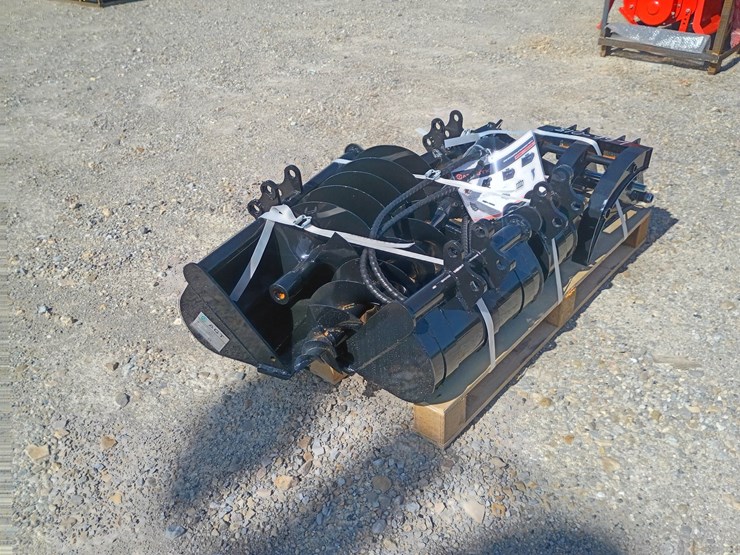 #l66-018-•-agt-mini-excavator-attachment-set-image-4