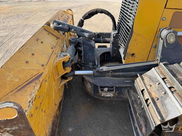 2020-deere-700k-xlt-image-21