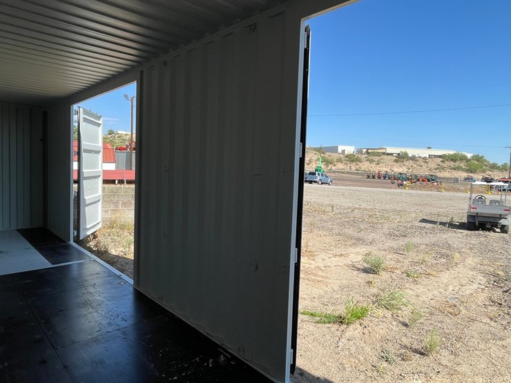 #2350-•-40'-high-shipping-container-image-21