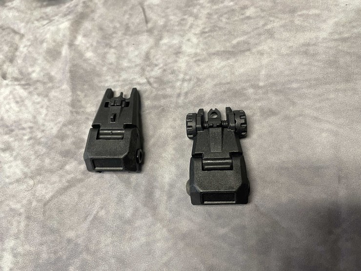 #10352-•-ati-ar-15,-223/5.56-semi-auto-rifle,-sn:-nx090739-image-20