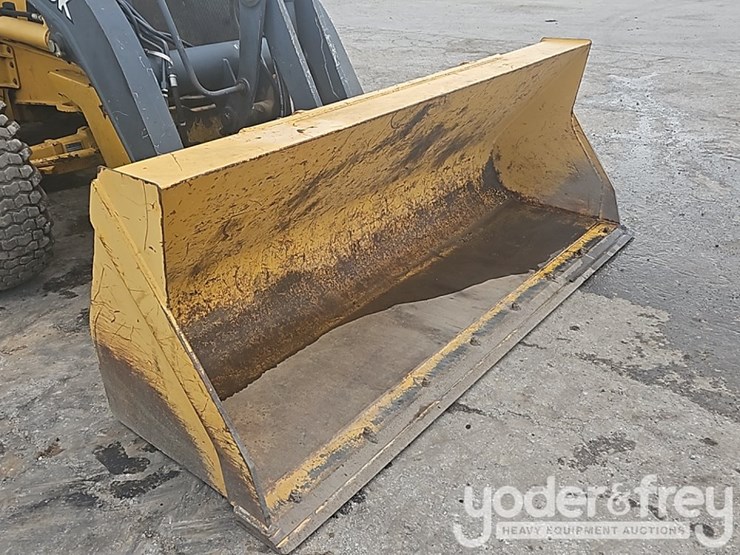 2014-deere-410k-image-23