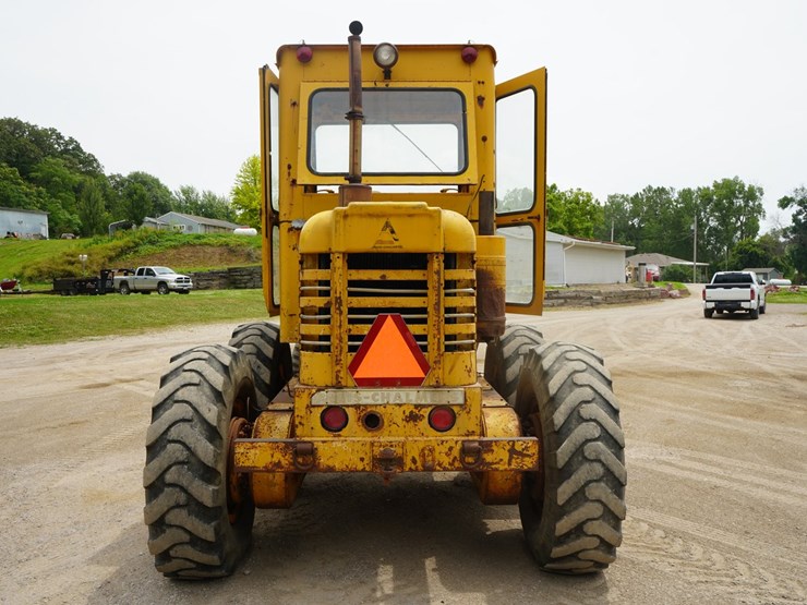 allis-chalmers-m100-motor-grader-image-6