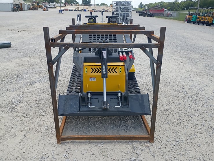 #l63-013-•-2026-zjg-380-mini-skid-steer-image-7