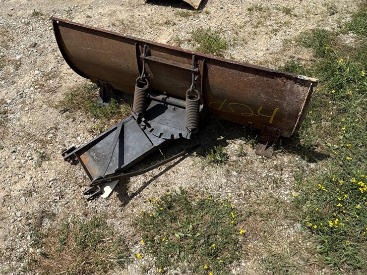 #24-•-snow-blade-with-bracket-image-2