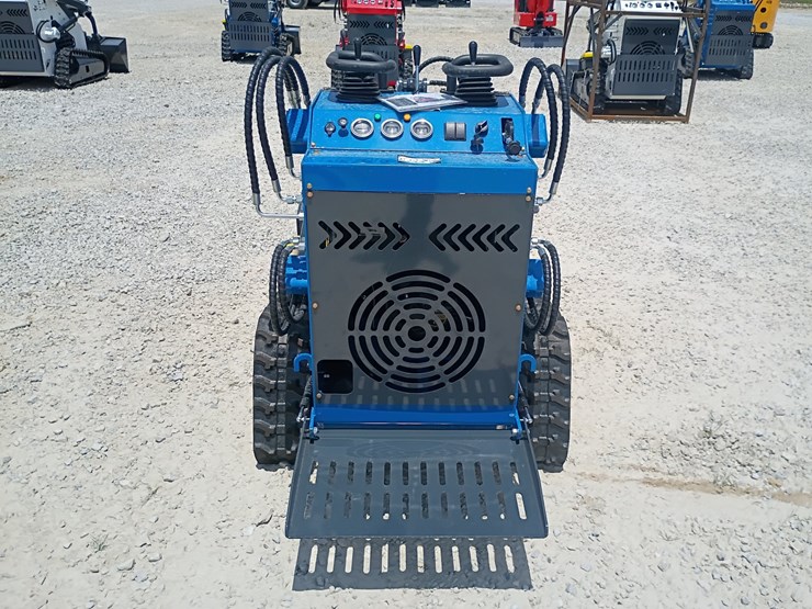 #l63-016-•-2026-zjg-380-mini-skid-steer-image-9