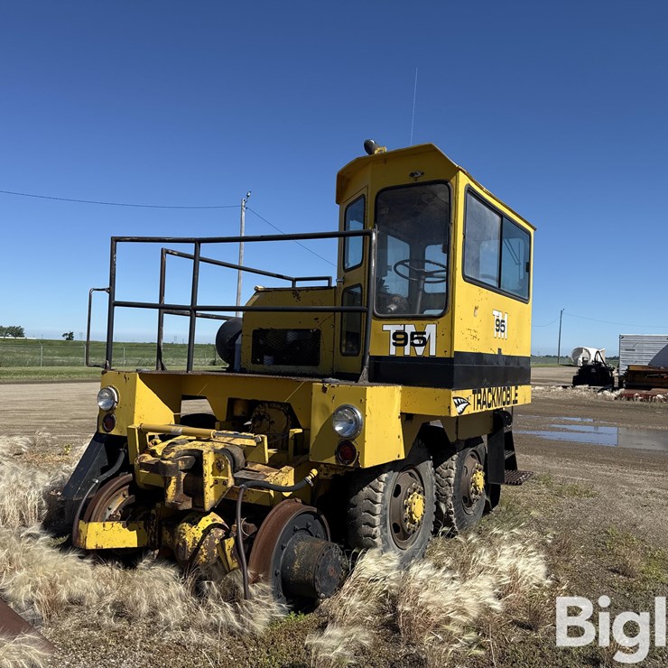 Trackmobile TM95 Rail Car Mover