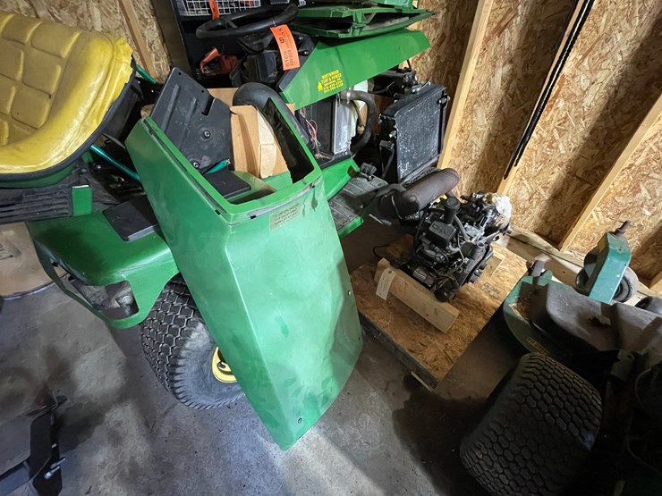 #6169-•-john-deere-lawn-tractor-425-image-9