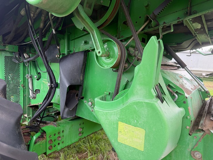 2011-john-deere-9770-sts-image-42