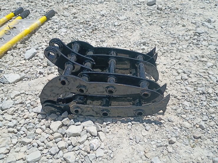 #l63-042-•-grabber-mini-excavator-attachment-image-4