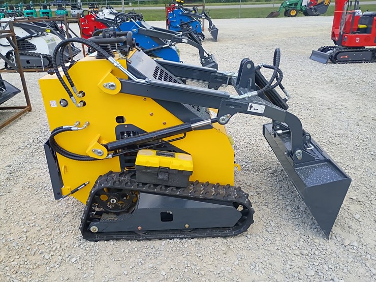 #l63-005-•-2026-zjg-380-mini-skid-steer-image-5