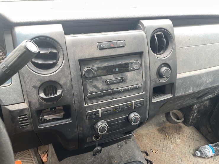 2014-ford-f150-xl-image-50