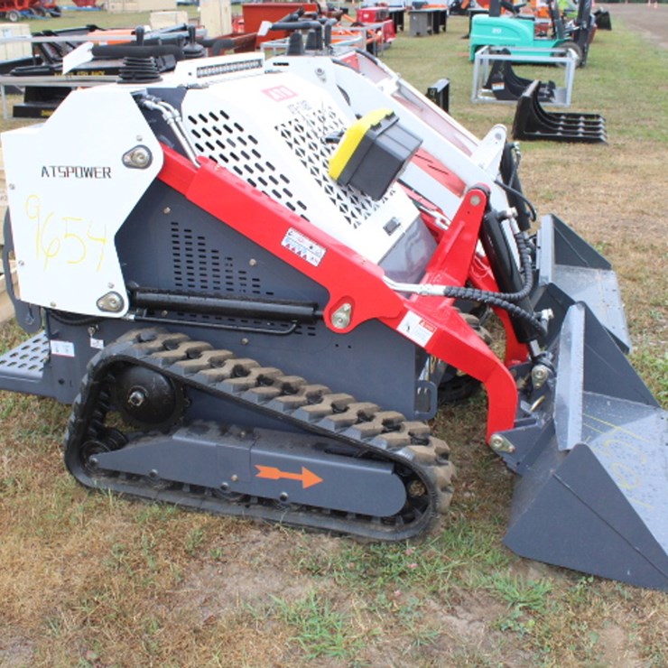 #9654 • mini skid steer loader