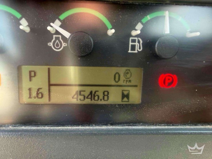 2020-deere-700k-xlt-image-6