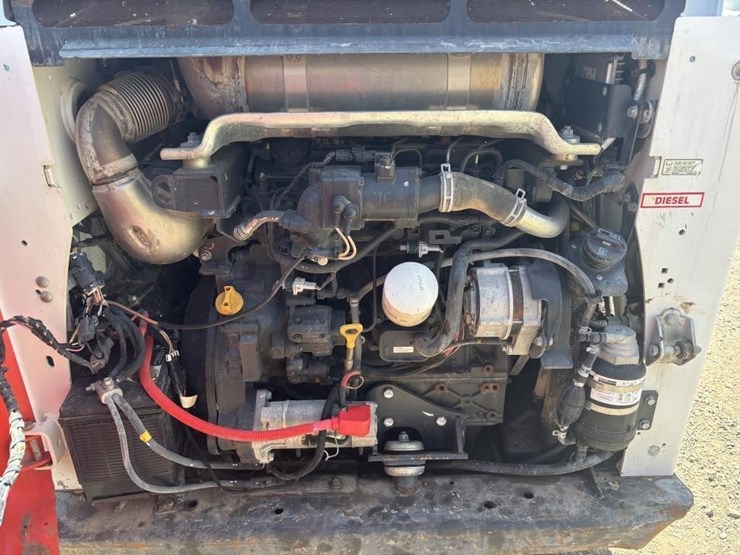 2019-bobcat-t770-image-36