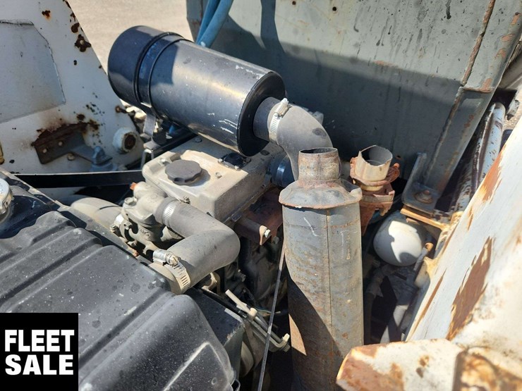 bobcat-825-image-11