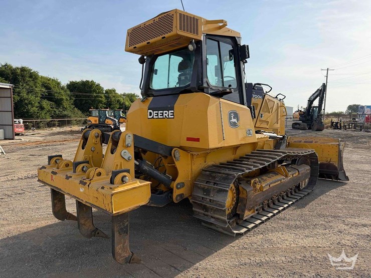 2020-deere-700k-xlt-image-3
