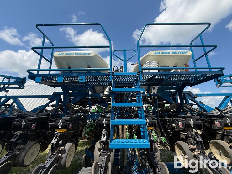 2013-kinze-3600-image-15