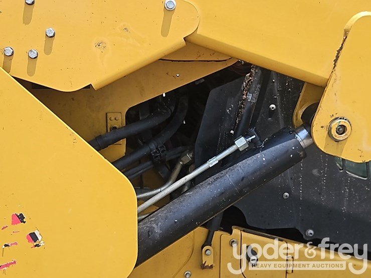 2019-caterpillar-289d3-image-18