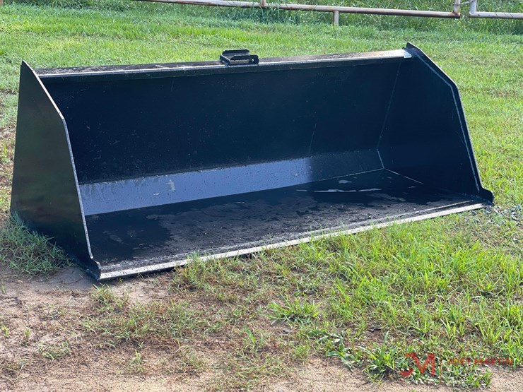 new-84"-high-capacity-smooth-bucket-skid-steer-attachment-image-1
