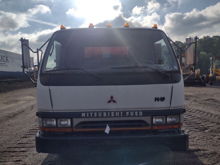 96-mitsubishi-fuso-truck^title^-(qea-4748)-image-2
