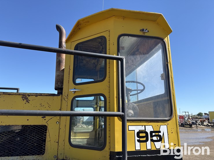 trackmobile-tm95-rail-car-mover-image-10