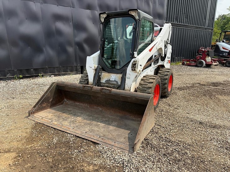 2020-bobcat-s740-image-8