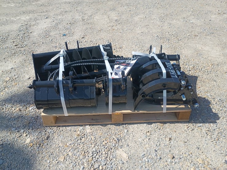 #l66-018-•-agt-mini-excavator-attachment-set-image-5