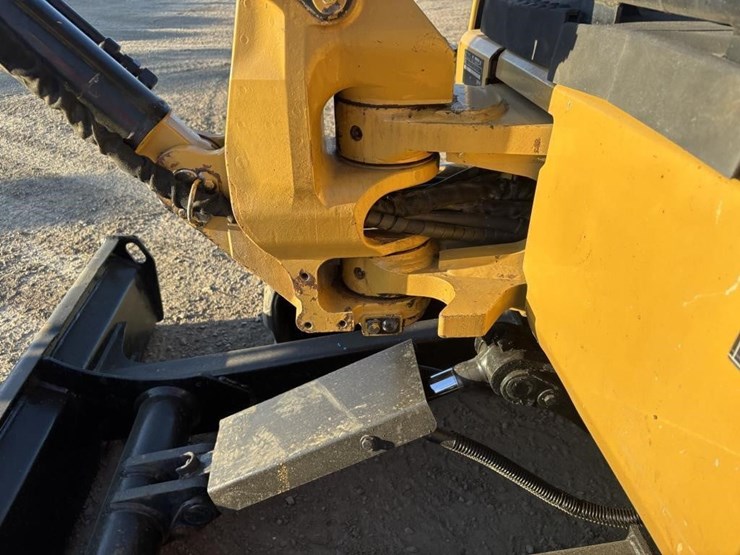 2007-caterpillar-303c-cr-image-17