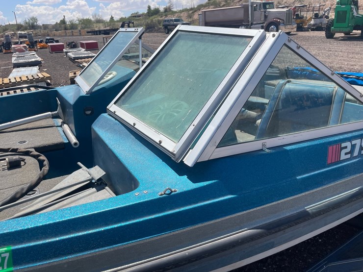 #2151-•-1989-stratos-bass-boat-and-stratos-trailer-image-46
