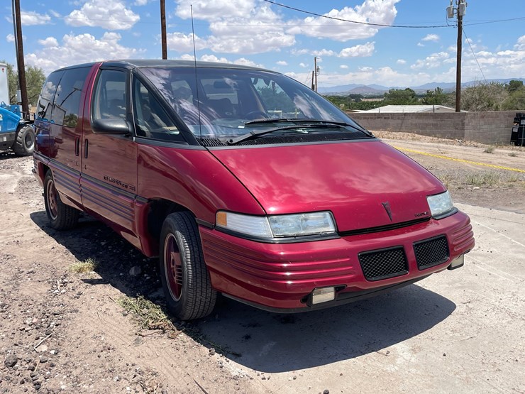 #2100-•-1990-pontiac-transport-van-se,-title-in-delay-image-9