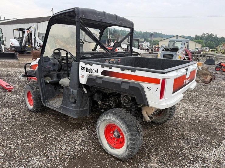 2021-bobcat-uv34-image-2