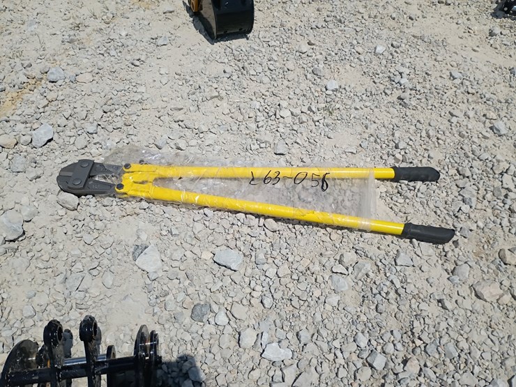#l63-056-•-bolt-cutter-image-1