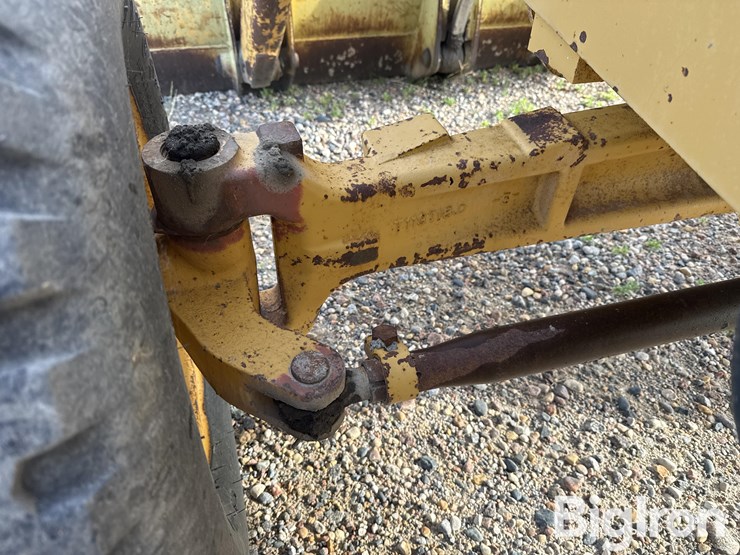 1995-deere-210c-image-16