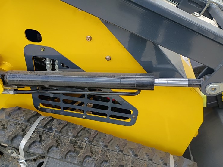 #l63-006-•-2026-zjg-380-mini-skid-steer-image-22