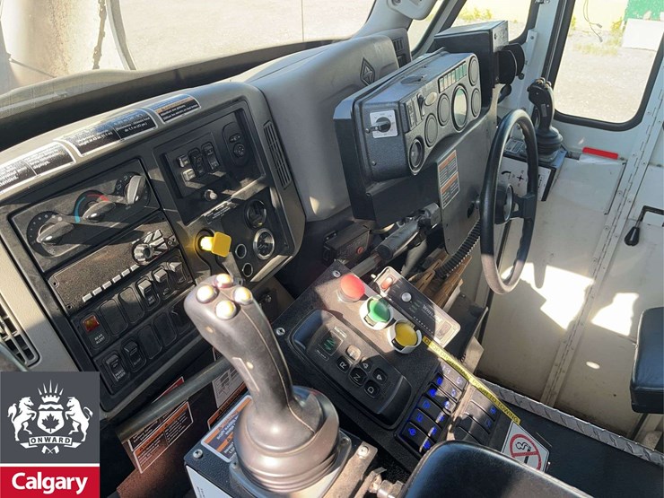2018-international-workstar-7400-image-15