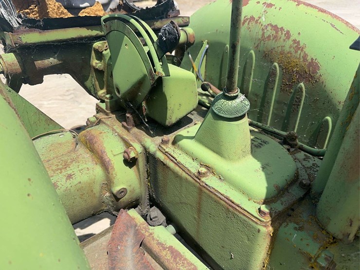 john-deere-m-image-32