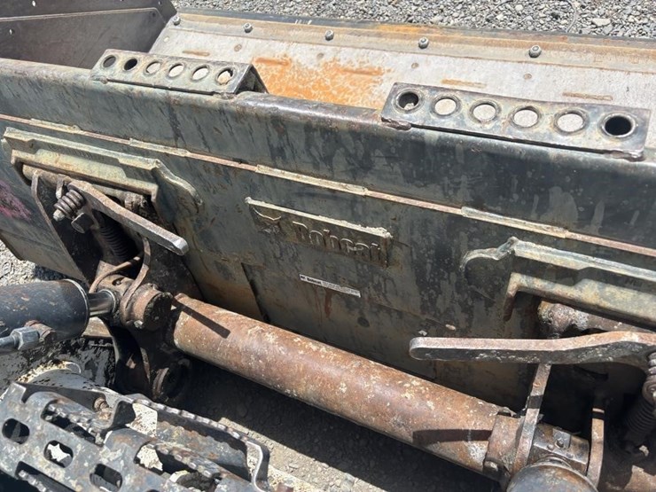 2019-bobcat-t770-image-13