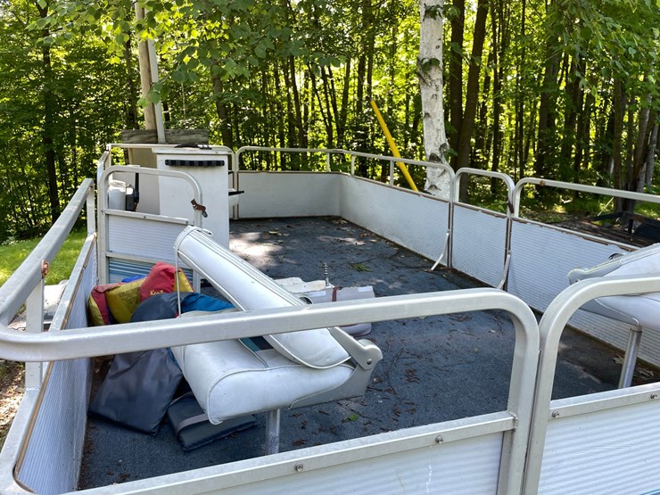 #6100-•-northwoods-pontoon-with-north-country-pontoon-scissor-trailer-(sells-bill-of-sale)-image-20