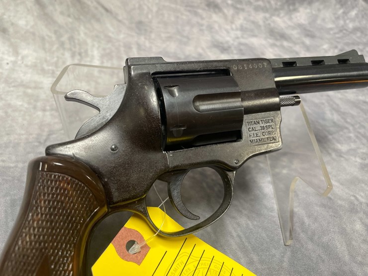 #10833-•-fie-titan-tiger,-38-spl-revolver,-sn:-814007-image-5