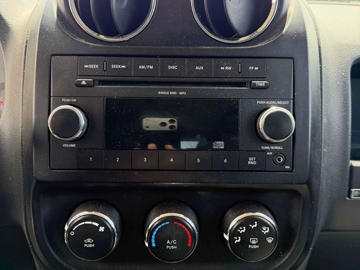 2010-jeep-patriot-image-15