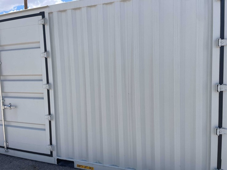 #2353-•-40'-high-shipping-container-image-10