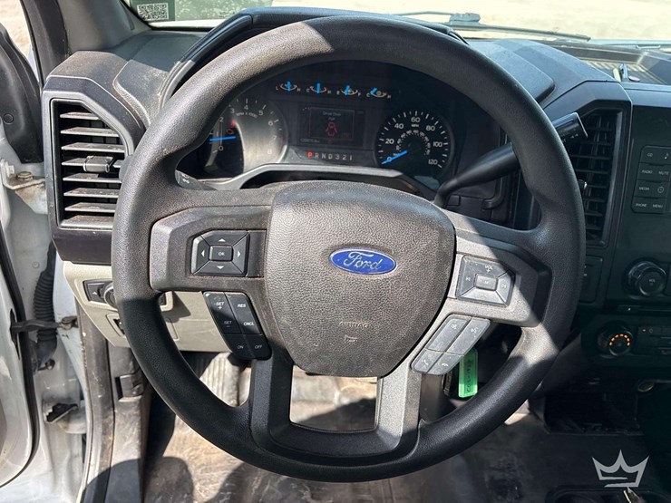 2017-ford-f150-image-15