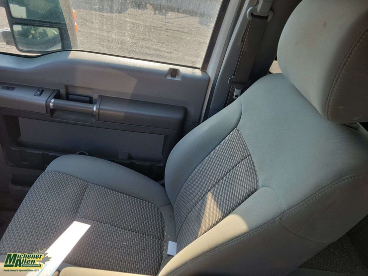 2012-ford-f350-image-24