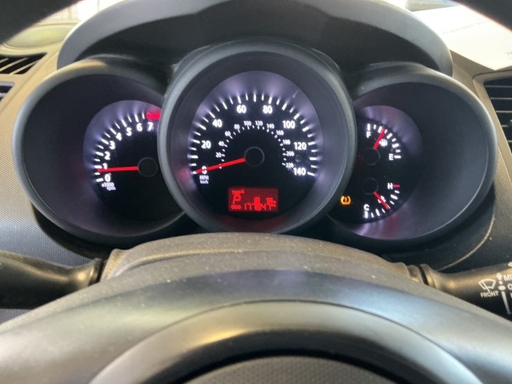 2013-kia-soul-crossover-image-18