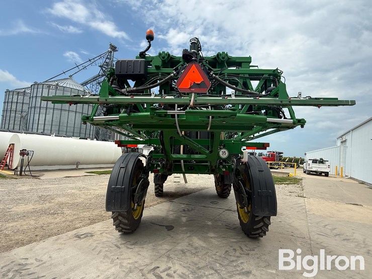 2020-john-deere-r4038-image-6