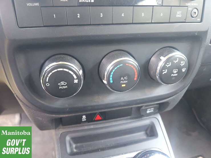 2015-jeep-patriot-image-28