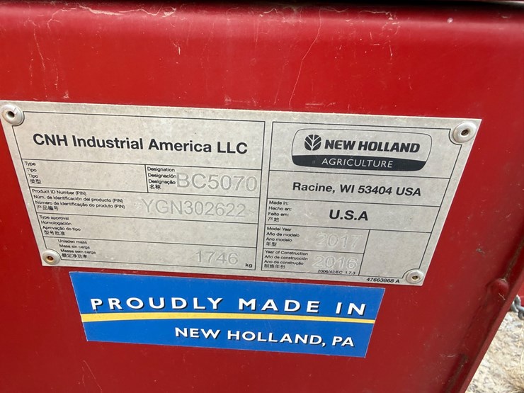2017-new-holland-bc5070-image-40