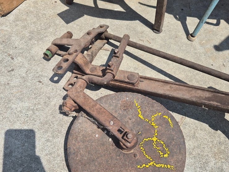#125-•-plow-attachment-image-2