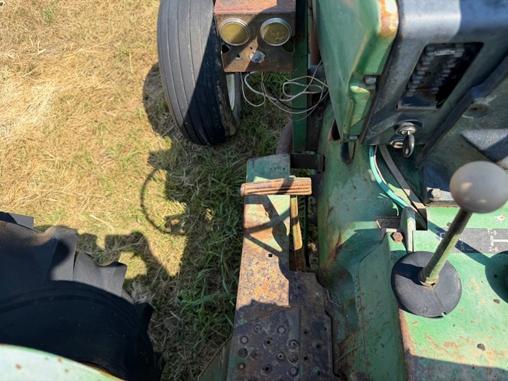 1972-john-deere-820-image-42